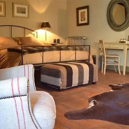 Otel Le Petit Chou 3*